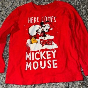 Mickey Mouse holiday 5T shirt💚❤️
